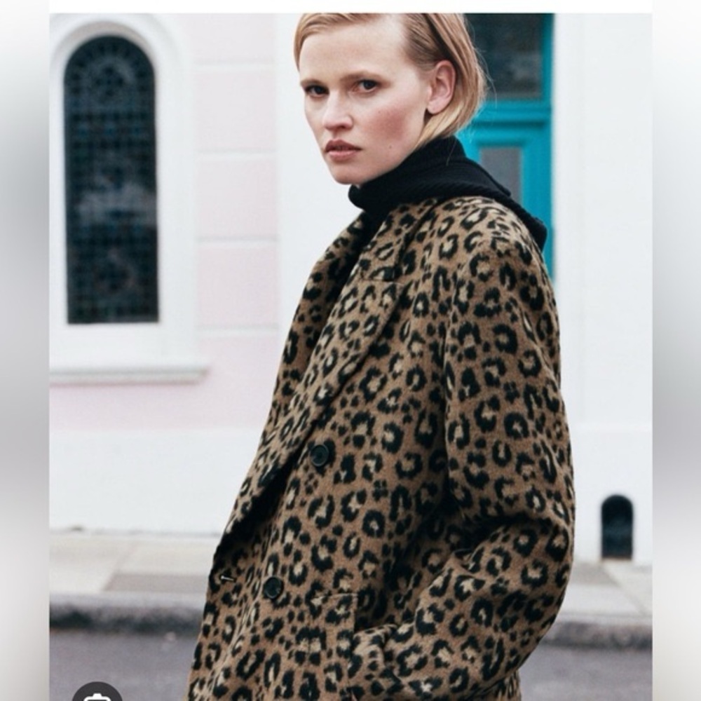 Zara Women's Brown Leopard Teddy Jacket